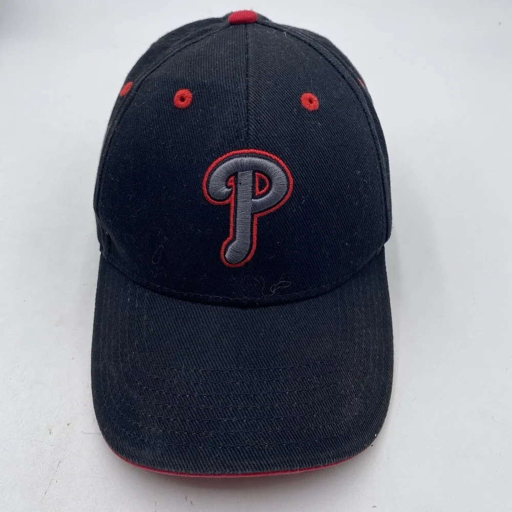 Philadelphia‎ Phillies Youth Hat Black Strapback Adjustable VGC Fan Favorite